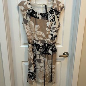 Floral Print Linen blend Cap Sleeve Dress